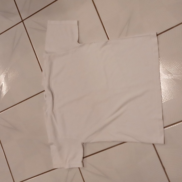 Free Add-on White "Big Sister" Tee - Size M (Youth) - Picture 3 of 6